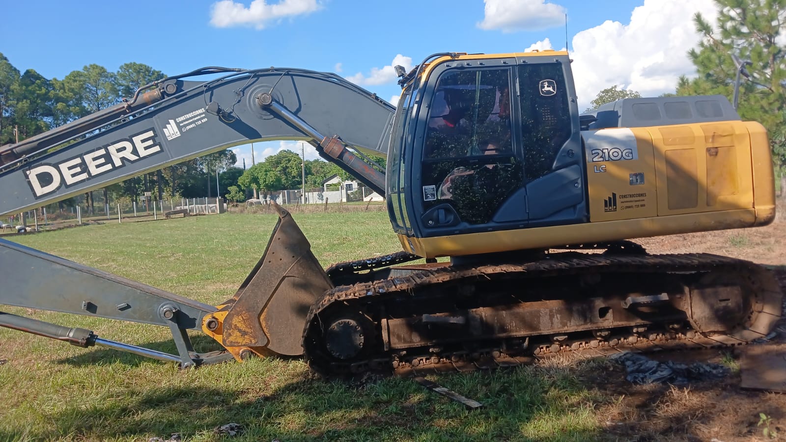 Excavadora Jonh Deere 210 G